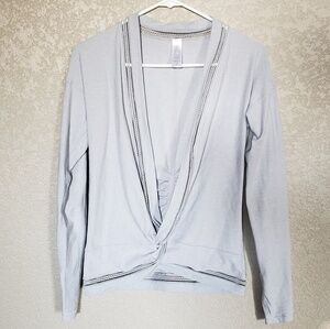 Ivivva shrug